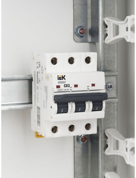 ARMAT Автоматический выключатель M10N 3P C 63А IEK, изображение 8